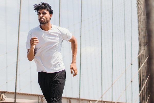 Cardio-training et yoga: une combinaison idéale pour la minceur?